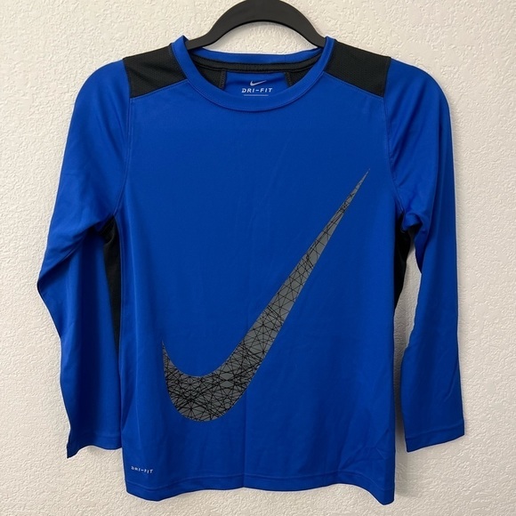 Nike dri fit boy’s shirt size medium - Picture 1 of 6